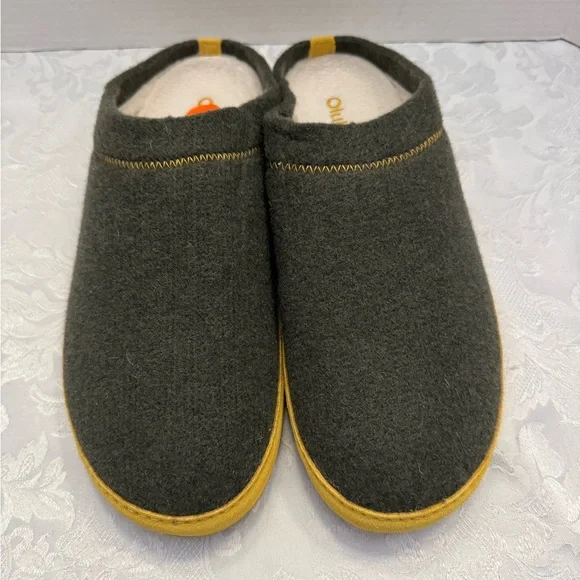 OluKai Men’s 11 Hamani Hulu Wool Slippers Dusty Olive Mustard Mule Shoe‎ Slip On